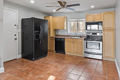 5455 N Main St unit 7D, Fall River, MA 02720 - photo 3