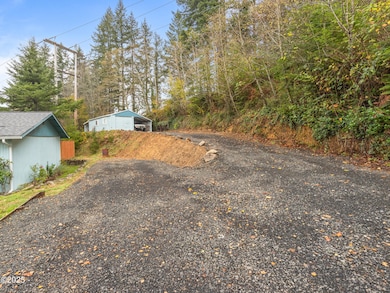 1829 SE Emerald Ct, Toledo, OR 97391 - photo 6