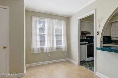 2123 Ledoux Circle-6