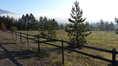 138 Meadow Lark Ln, Grants Pass, OR 97526 - photo 7