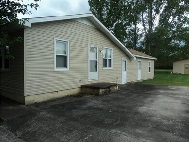 225 Lakeview St, Manchester, TN 37355 - photo 2