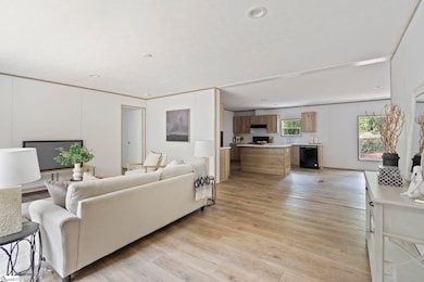 160 Bernice Dr, Moore, SC 29369 - photo 5