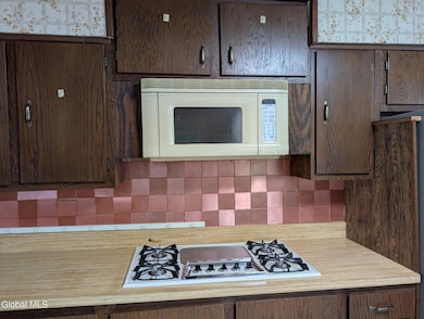 31 St George Place, Schenectady, NY 12304 - photo 5