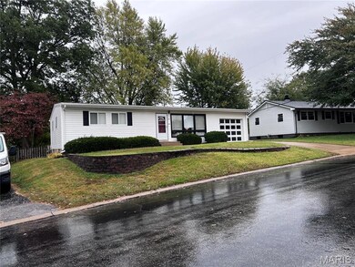 1212 Cunningham Ave, Saint Charles, MO 63301 - photo 3