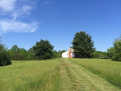 551 Lawrence Dr, Martinsville, VA 24112 - photo 5