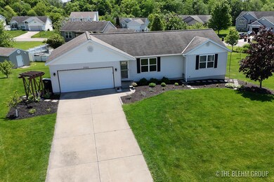 3466 E Red Clover Ln_3