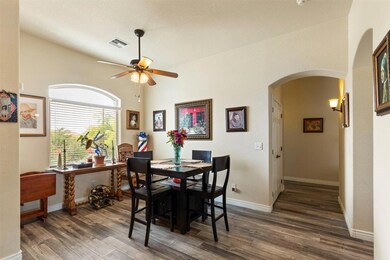 03-Dining Room