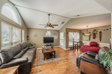 717 Timbercreek Dr, Hurst, TX 76053 - photo 4