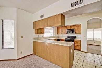 34 E La Vieve Ln, Tempe, AZ 85284 - photo 6