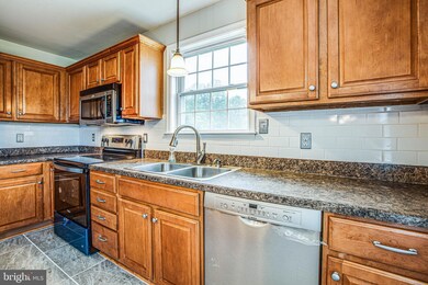 16118 Trigger Ln, King George, VA 22485 - photo 2