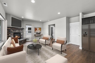 20567 Kira Dr unit 374, Bend, OR 97702 - photo 3