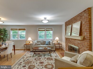 6012 Hardwick Place, Falls Church, VA 22041 - photo 3