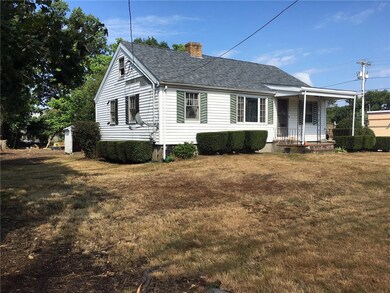 653 Metacom Ave, Warren, RI 02885 - photo 4