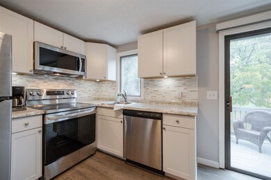 69 Profile Cir, Nashua, NH 03063 - photo 6