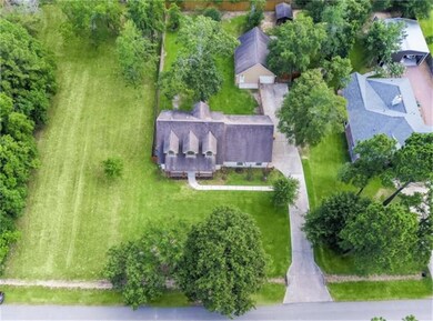 5911 Weisinger Dr, Magnolia, TX 77354 - photo 2