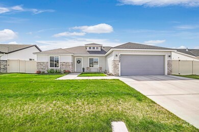 1005 Birchton Loop, Twin Falls, ID 83301 - photo 2