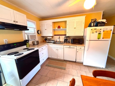 124 Skiff Ave unit C-12, Vineyard Haven, MA 02568 - photo 5