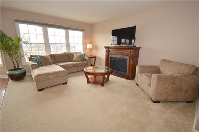 Family room - 16' x 13' - Come and enjoy this open