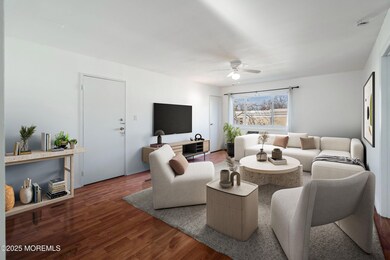 06-Living 1E STAGED