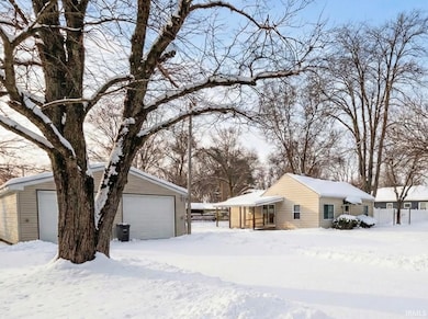 51651 Hollyhock Rd, South Bend, IN 46637 - photo 3