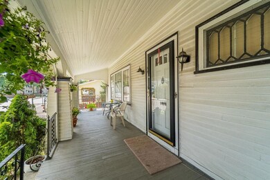 58 Suffolk Ave, Pawtucket, RI 02861 - photo 5