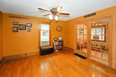 507 Spring St-106