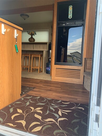 111 & 113 Central Ave, Bynum, MT 59419 - photo 4