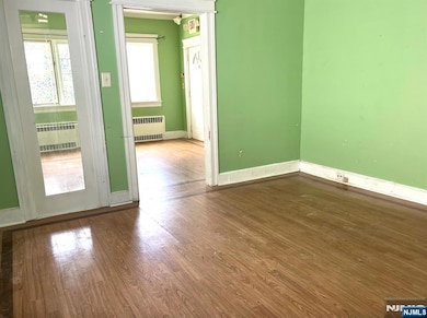 15 Morrissee Ave, Wallington, NJ 07057 - photo 6