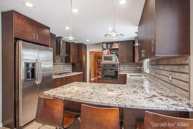 1708 Whitfield Rd SE, Grand Rapids, MI 49506 - photo 5