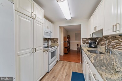 18040 Chalet Dr unit 201, Germantown, MD 20874 - photo 5