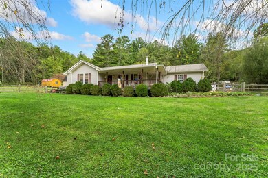 847 Bee Tree Rd, Swannanoa, NC 28778 - photo 2
