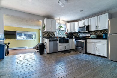 46 Middle St, Riverside, RI 02915 - photo 6