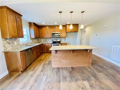 112 Lonehart Ln unit 28, Statesville, NC 28625 - photo 4