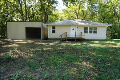 302 Main St, West Point, AR 72178 - photo 2