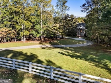 15385 Tullgean Dr, Alpharetta, GA 30004 - photo 3