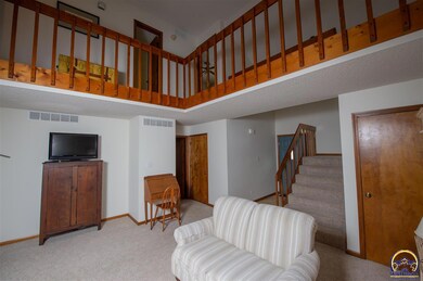4832 SW 36th Terrace, Topeka, KS 66614 - photo 7