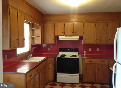 6102 Quinn Orchard Rd, Frederick, MD 21704 - photo 2