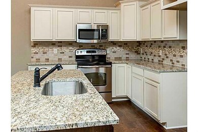 Kitchen. Similar to photo