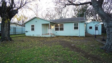 2316 James St, Denton, TX 76205 - photo 2