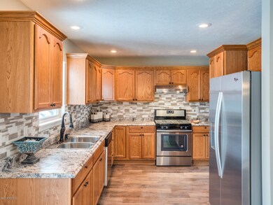 3818 Pristine Ave unit 75, Kalamazoo, MI 49048 - photo 3