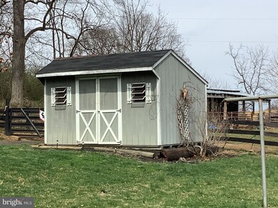 2348 Runnymeade Rd, Bunker Hill, WV 25413 - photo 6