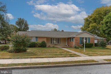 425 S Grant St, Palmyra, PA 17078 - photo 3