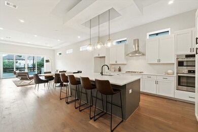 2119 Woodhead St, Houston, TX 77019 - photo 5