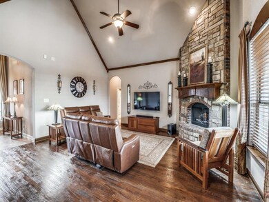 132 Mesquite Dr, Decatur, TX 76234 - photo 4