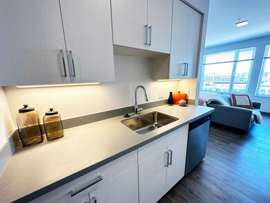 409 Elm St unit 414, Manchester, NH 03101 - photo 5