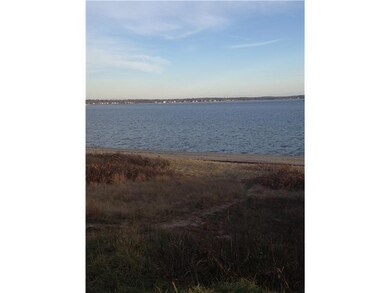 275 Namquid Dr, Warwick, RI 02888 - photo 2