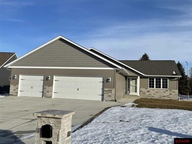 101 Sunburst Cir, Mankato, MN 56001 - photo 3