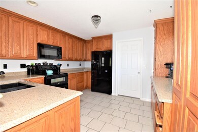 6709 Crossington Dr, Maryville, IL 62062 - photo 2