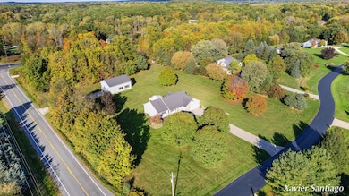 10050 Southridge Dr SE unit 23, Caledonia, MI 49316 - photo 3