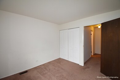 1342 S Glen Cir unit C, Aurora, IL 60506 - photo 7